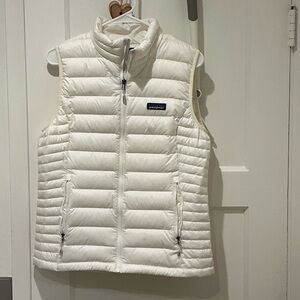 Patagonia White Puffer Vest